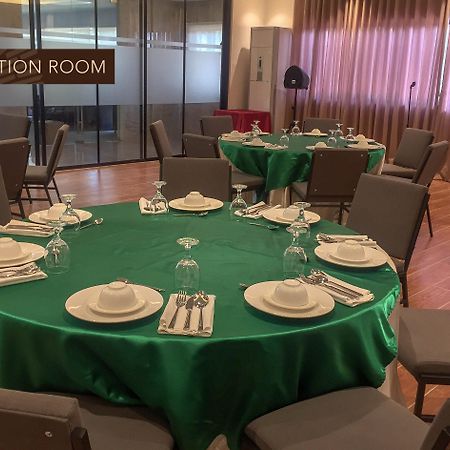 Acacia Hotel Bacolod Eksteriør billede