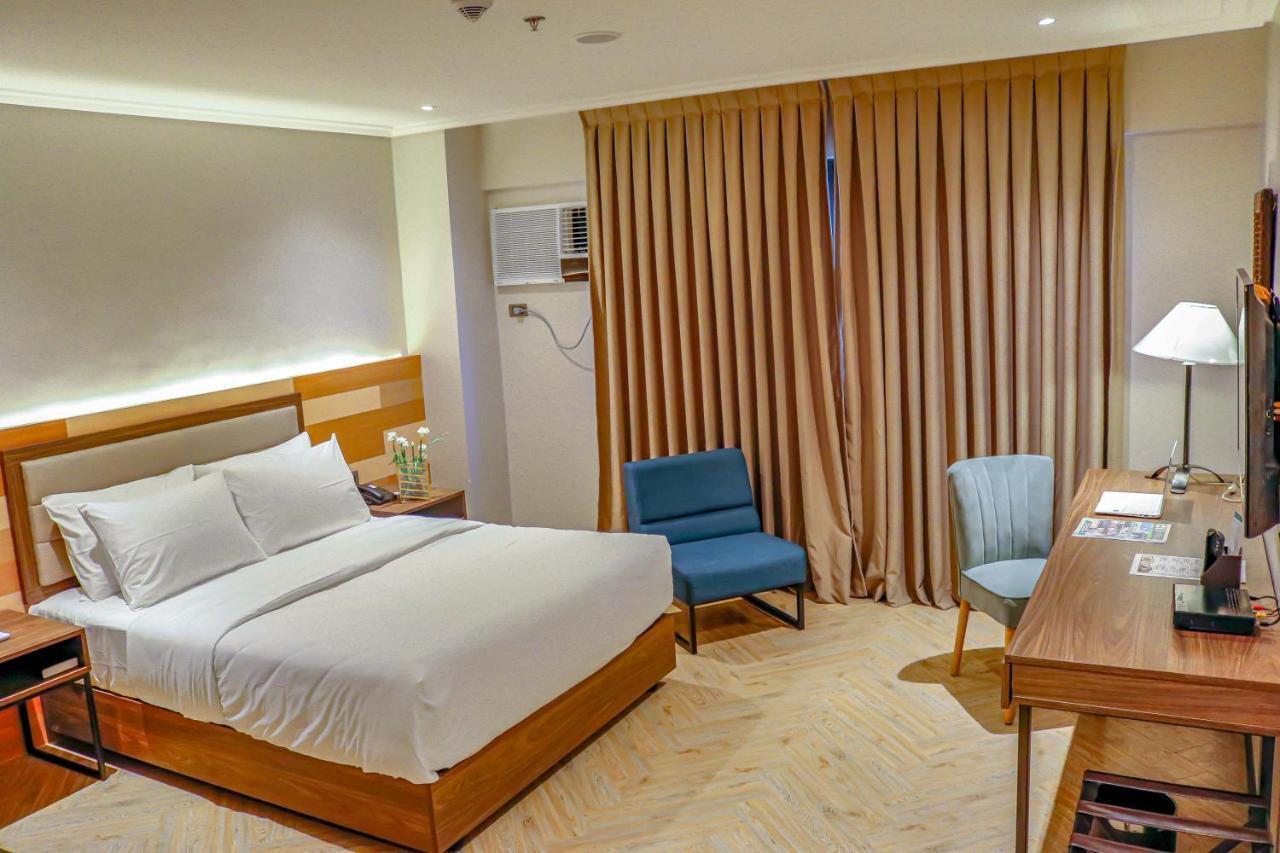Acacia Hotel Bacolod Eksteriør billede