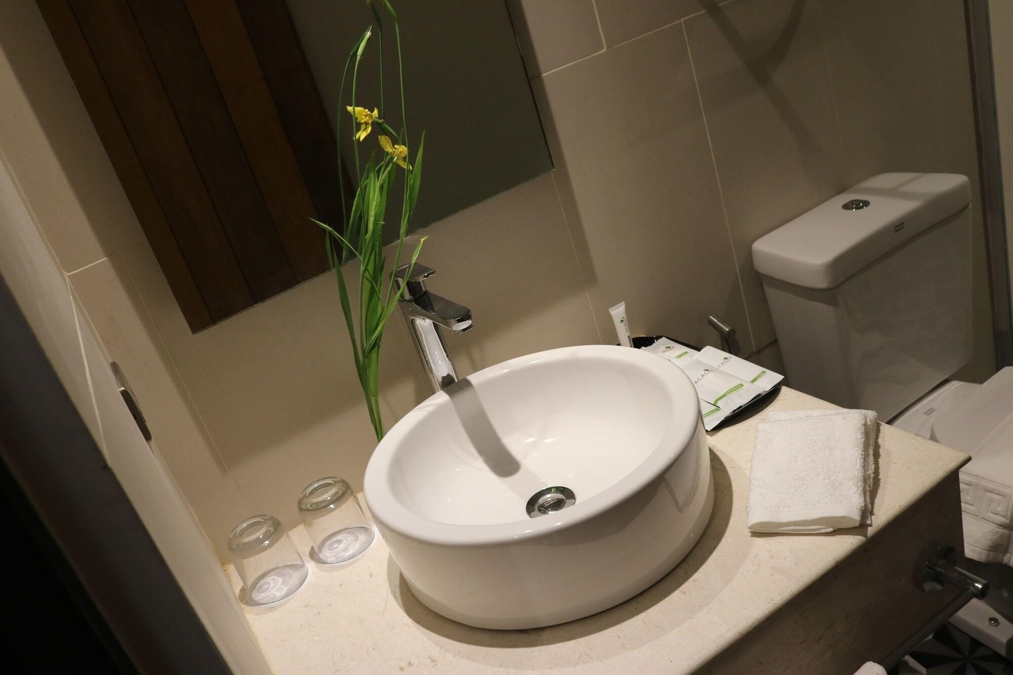Acacia Hotel Bacolod Eksteriør billede
