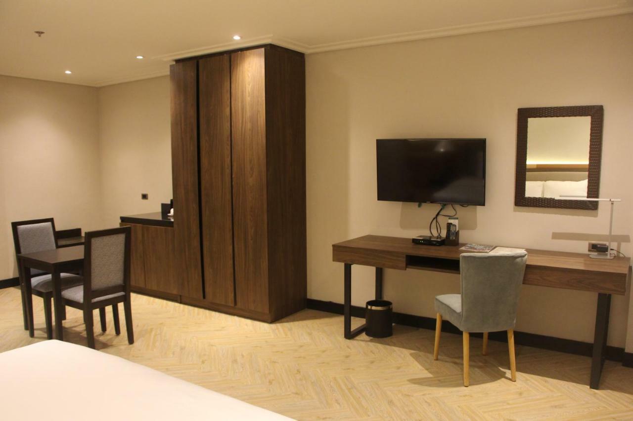 Acacia Hotel Bacolod Eksteriør billede