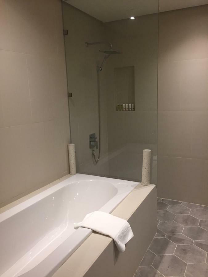 Acacia Hotel Bacolod Eksteriør billede