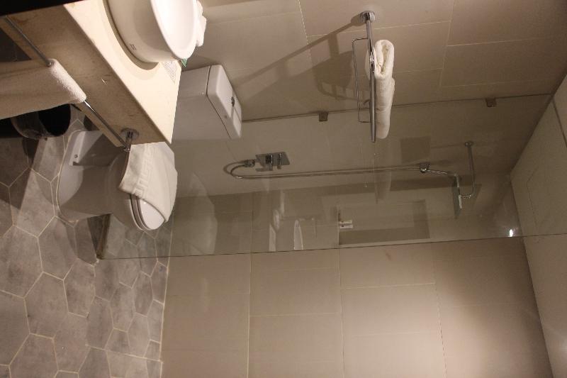 Acacia Hotel Bacolod Eksteriør billede